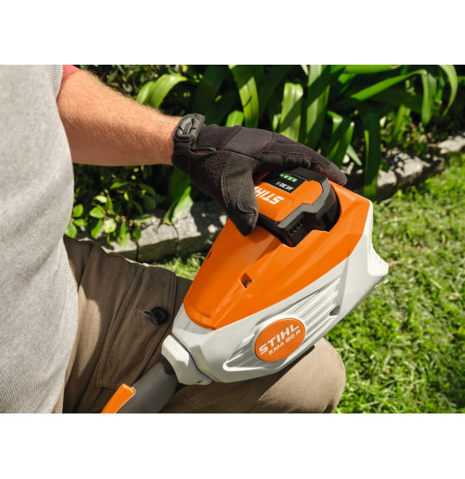 STIHL-KMA-80-R-2-526x541