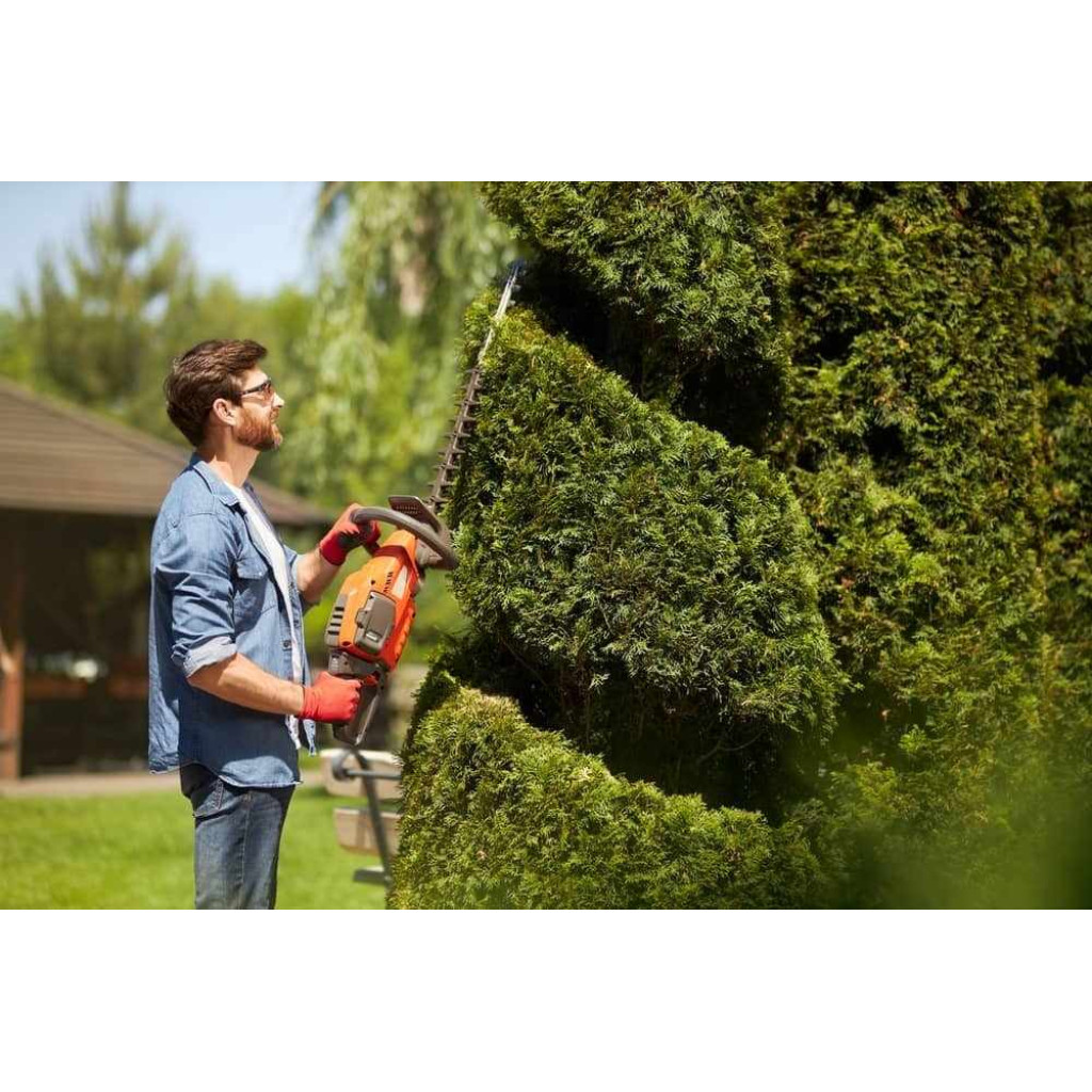 Hedge Trimmer Not Cutting