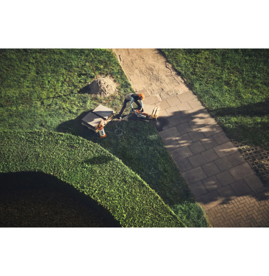 125563_TSA300-CAMPAIGN-LANDSCPAING-KV-EU_HQ_P_2024-08_0001-526x541