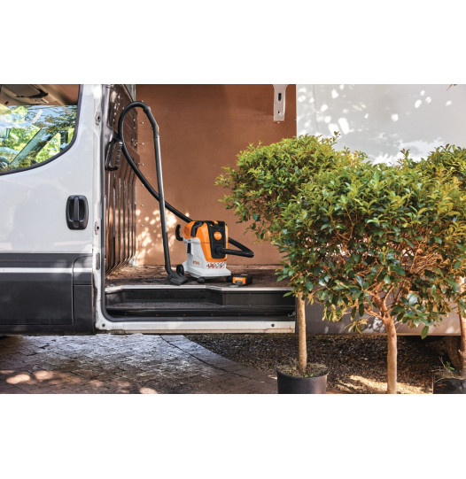 STIHL-SEA-100-vacuum-cleaner-5-526x541